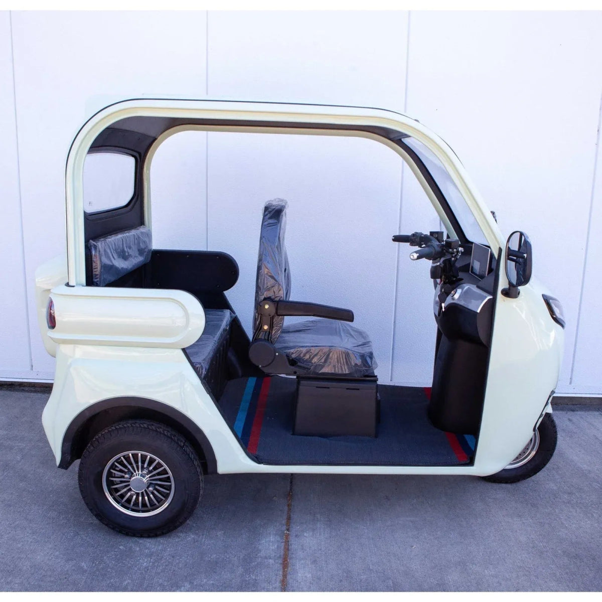 Pushpak 7000 Enclosed Cabin Three - Passenger Fast Mobility Scooter - Pushpak - 2 Seater Electric Scooters