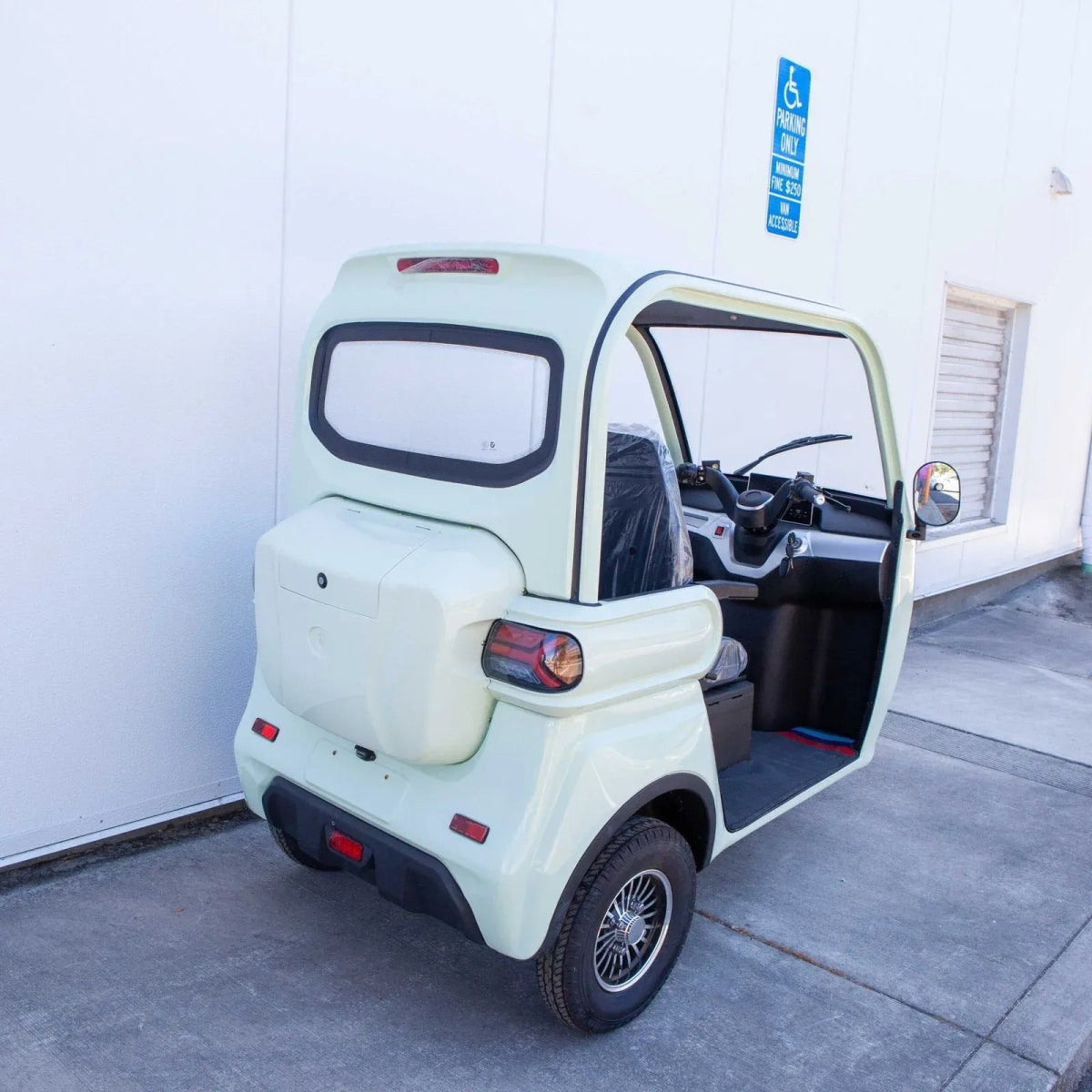 Pushpak 7000 Enclosed Cabin Three - Passenger Fast Mobility Scooter - Pushpak - 2 Seater Electric Scooters